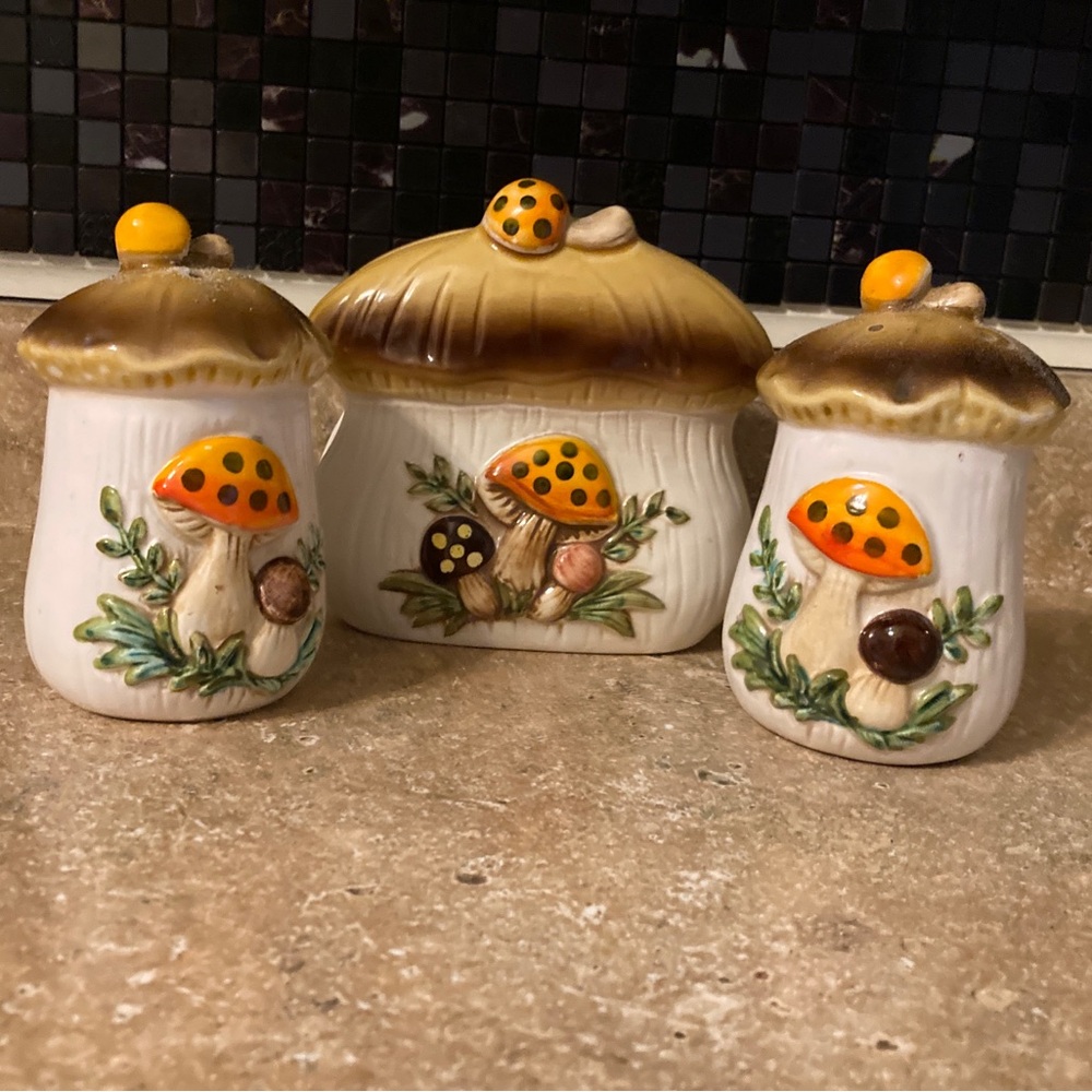 Merry Mushroom Napkin Holder & Salt and Pepper Shakers